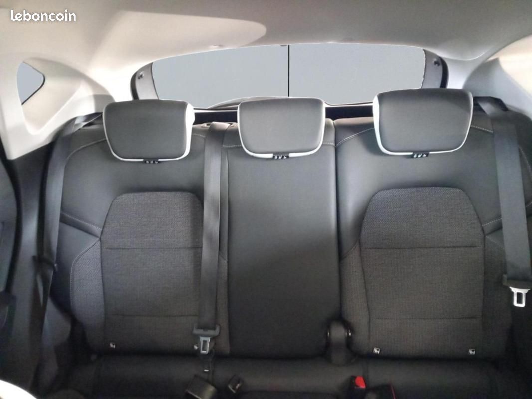 Renault Captur Blue dCi 115 EDC Intens (image 16)
