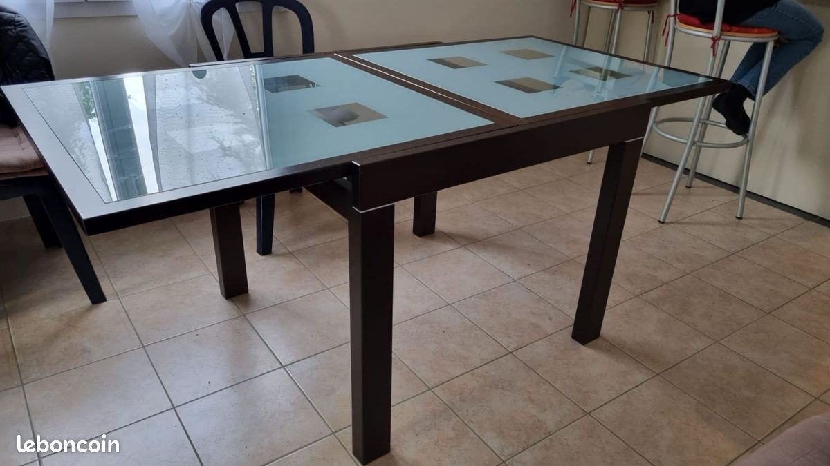Table salle à manger (image 2)