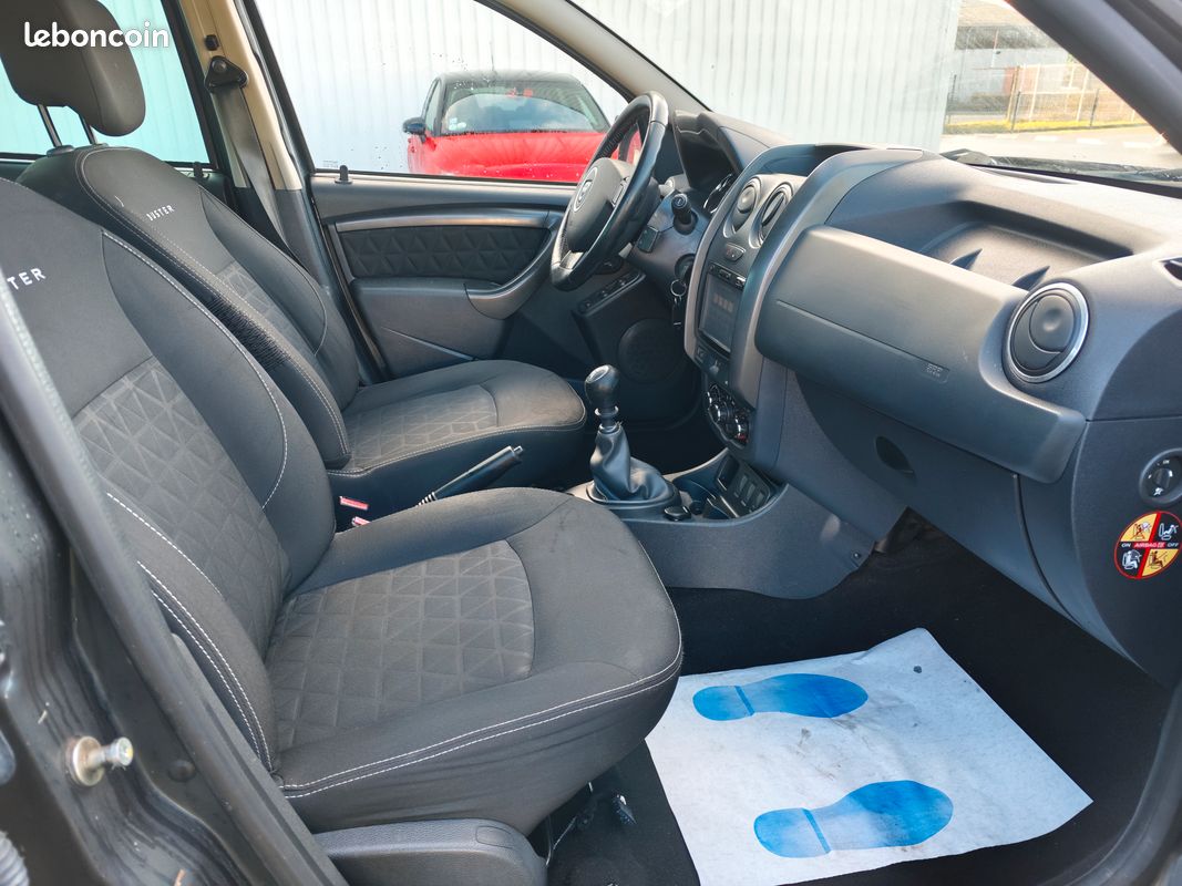 DACIA Duster 1.2 L ESSENCE TCe 125ch Prestige 4X2 Euro6 (image 4)