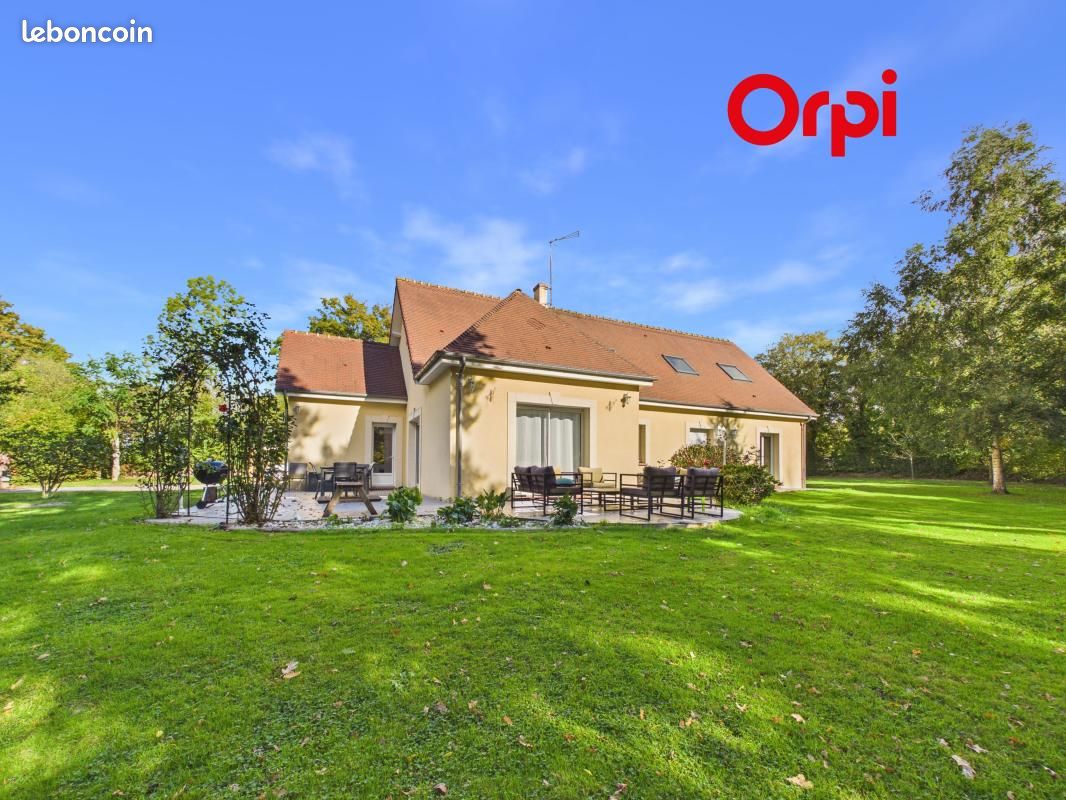Maison 5 pièces 140 m² · à Bernay · 140 m² · 365 000 €