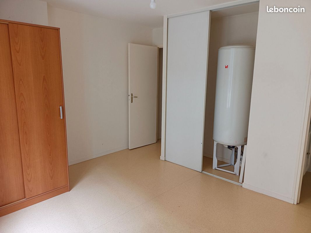 Appartement 2 pièces 44 m² · à Saint-Calais · 44 m² · 370 €/mois