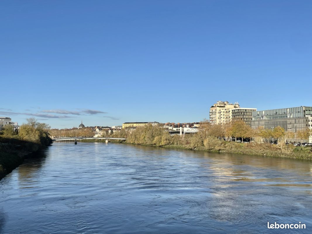 Inconnu 132 m² Nantes (image 1)