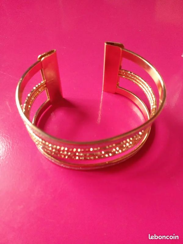 Bracelet Géométrique Creux (image 2)