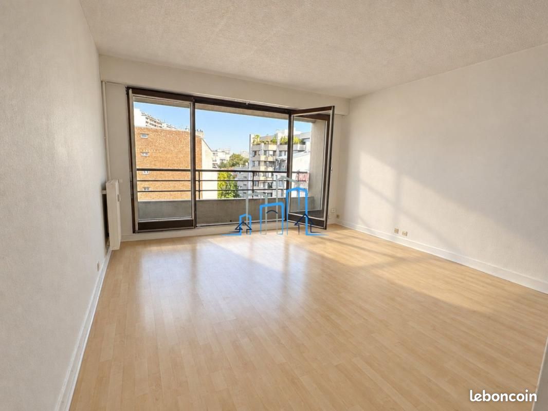 Appartement 1 pièce 27 m² · à Paris · 27 m² · 279 000 €