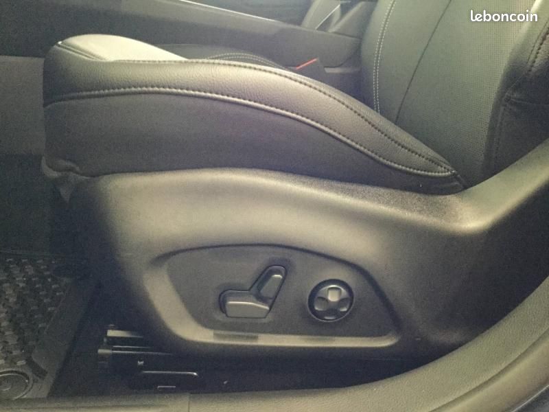 Jeep Compass 1.3 Turbo T4 240ch PHEV 4xe Summit AT6 eAWD (image 24)