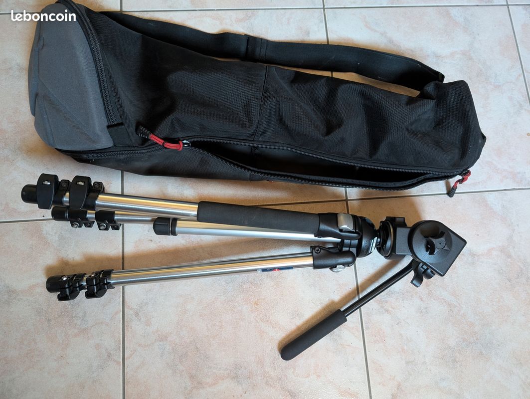 Trépied Manfrotto 190 Avec Rotule Photo – Occasion état Correct – Modèle De Démo