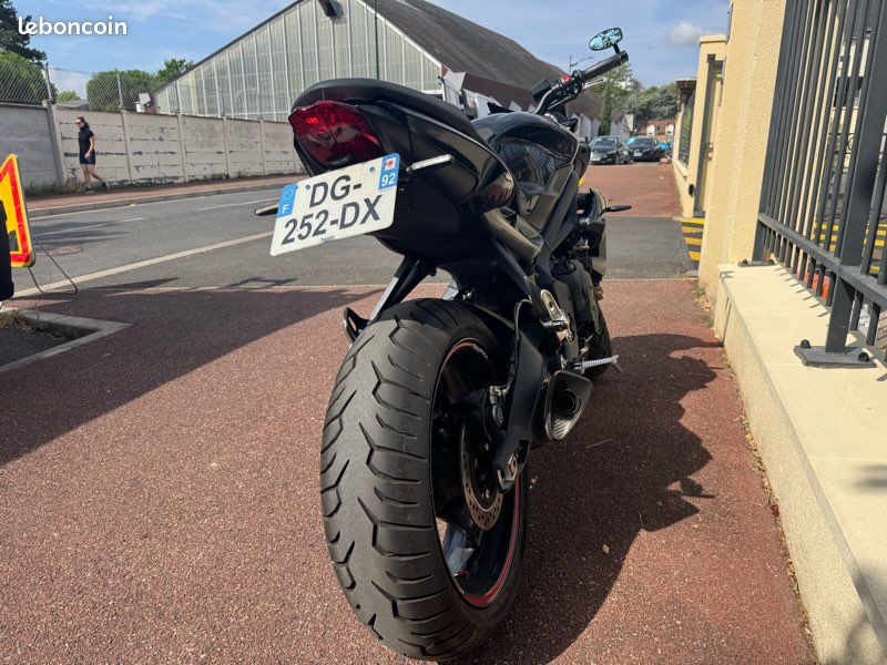 A vendre Triumph Street Triple 675 ABS 2014 (image 3)