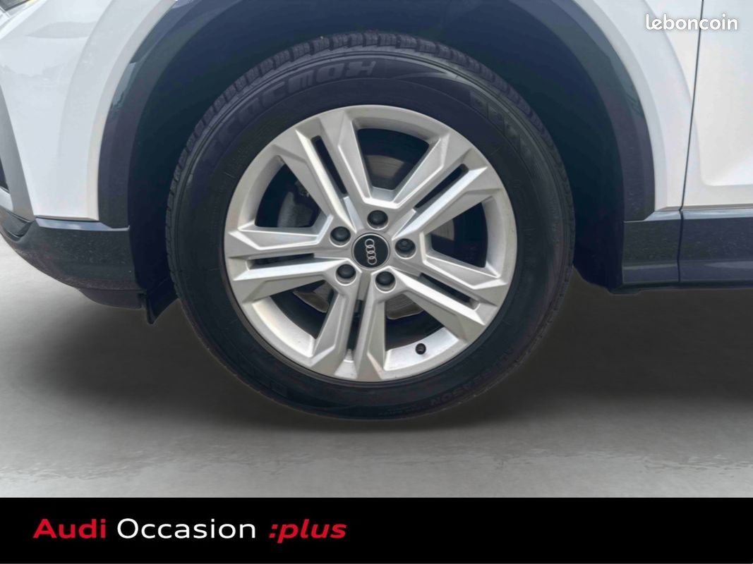 AUDI Q2 35 TFSI 150 S tronic 7 Design (image 14)