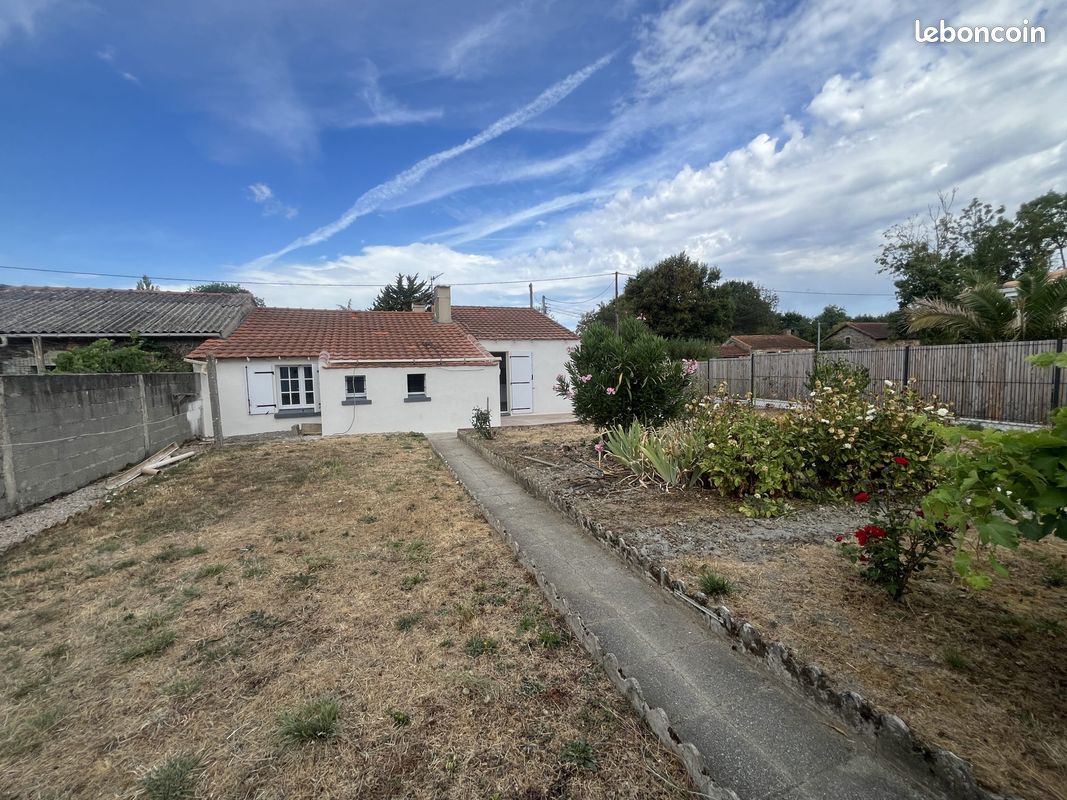 Maison 3 pièces 59 m² · à Saint-Lumine-de-Coutais · 59 m² · 704 €