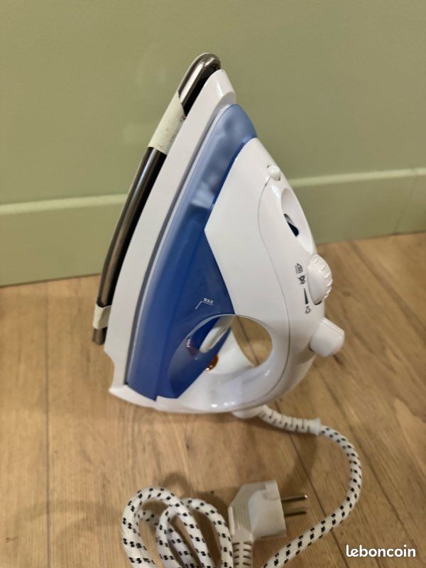 Fer a repasser sans fil neuf - Électroménager