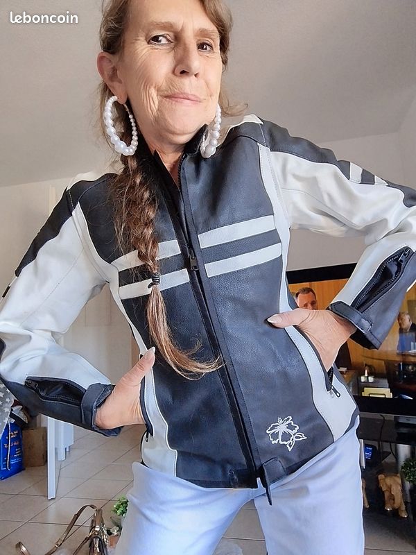 Blouson moto renforcé cuir STRADA neuf Vêtements