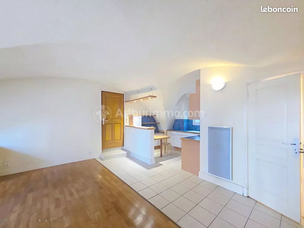 Appartement 1 pièce 36 m² · à Clermont-Ferrand · 36 m² · 450 €/mois