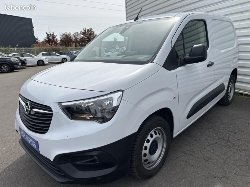 Opel Combo Cargo M 650kg BlueHDi 130ch S&S (image 1)