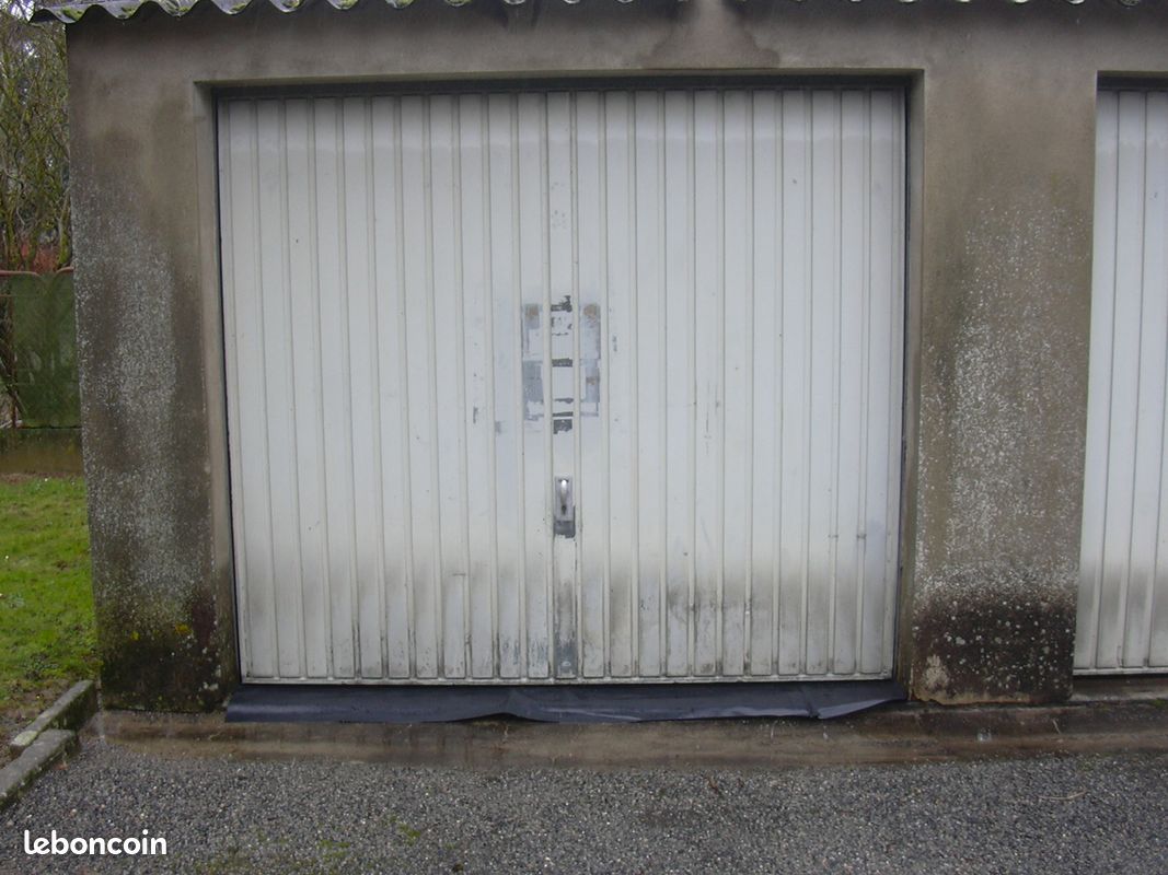 Garage · au Malesherbois · 20 000 €