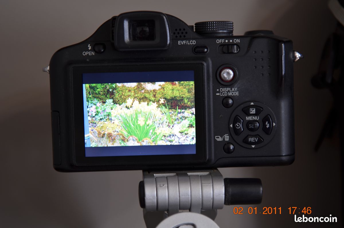 Bridge Camera Lumix Dmc F27 PANASONIC LUMIX DMC-F27 Digital Camera