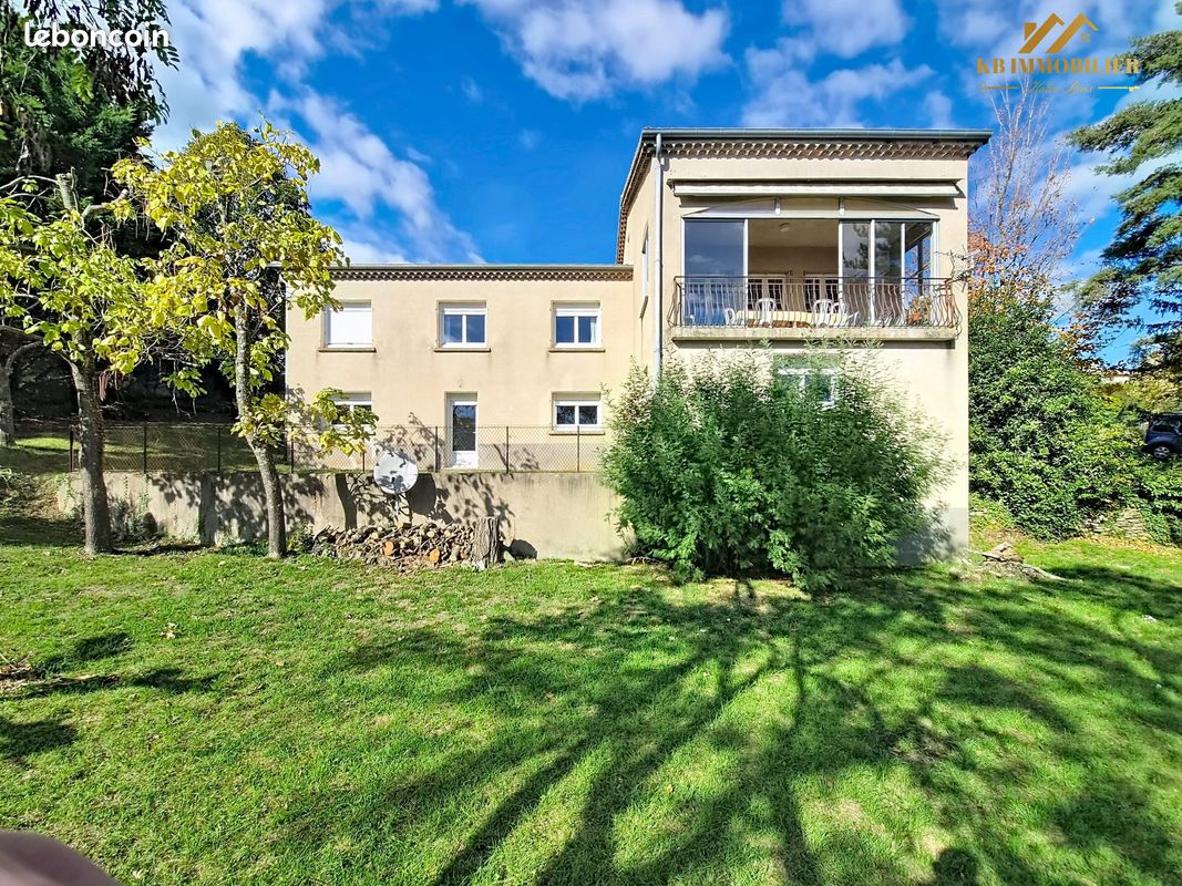 Maison 13 pièces 237 m² · à Veyras · 237 m² · 299 000 €