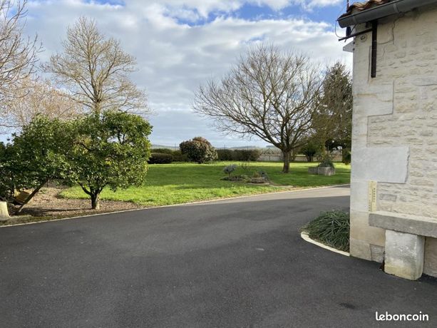 Propriété 11 pièces 205 m²