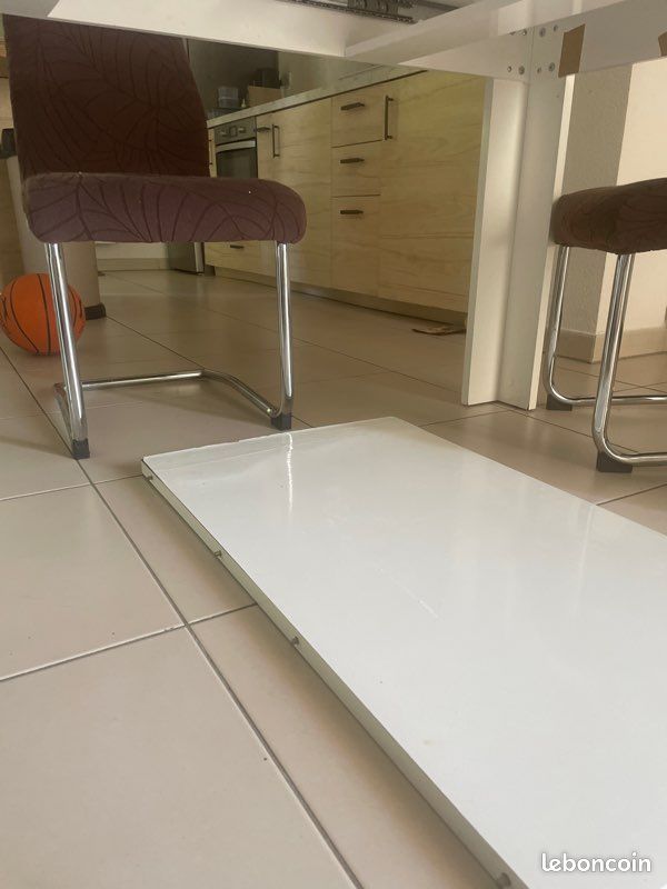 Table à manger blanche extensible (image 6)