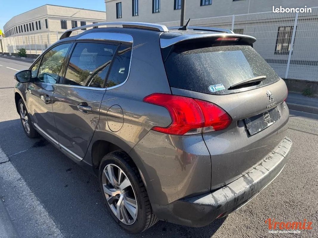 Peugeot 2008 GENERATION-I 1.6 E-HDI 90 ALLURE TOIT PANORAMIQUE (image 4)