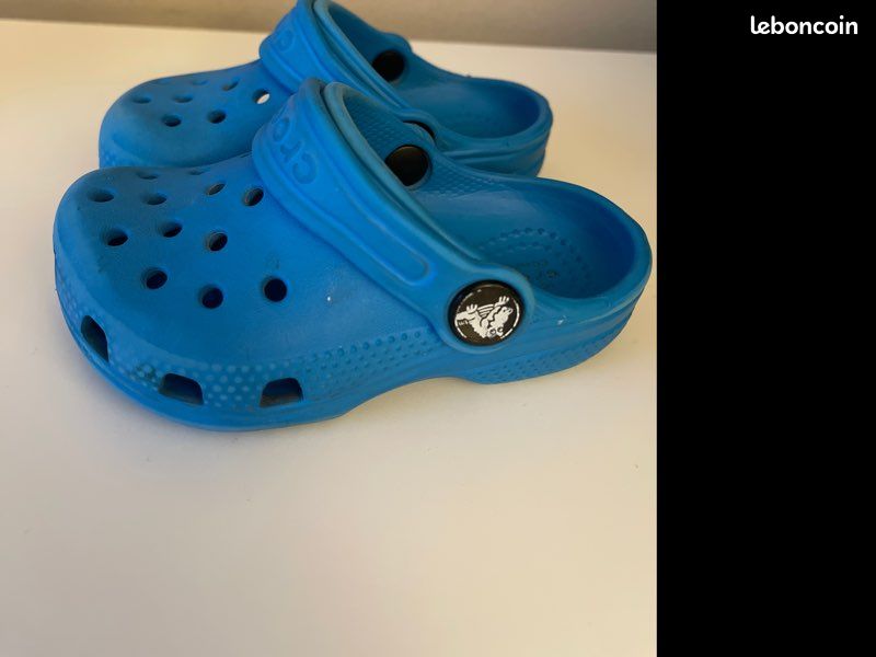 Crocs Classic Enfant taille 22/23EU (image 1)