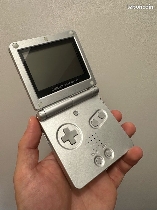 Game Boy Advance SP (image 1)