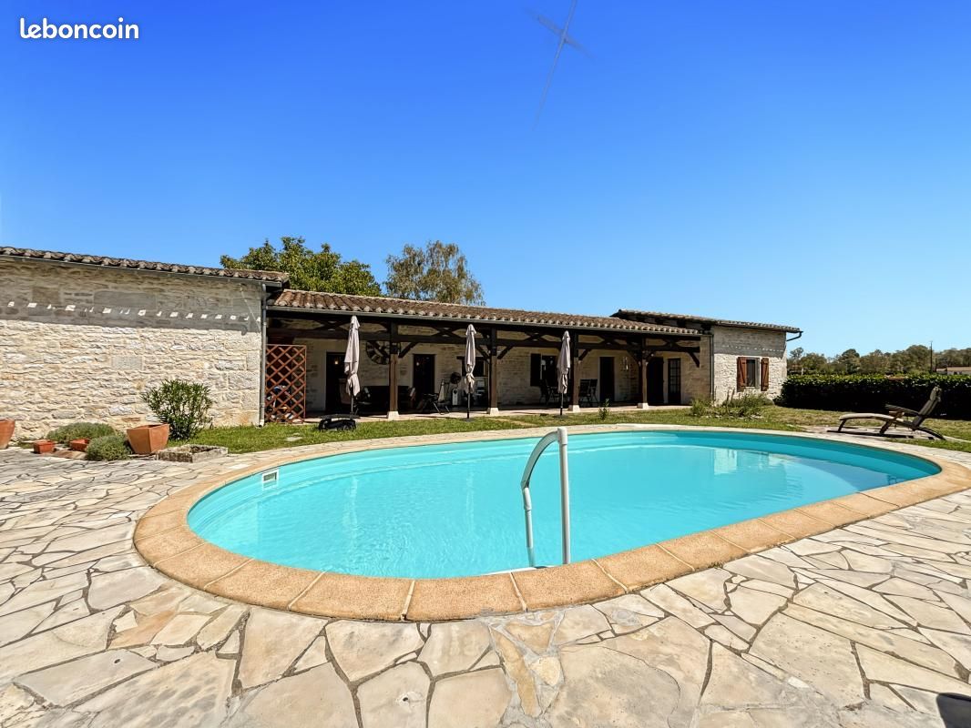 Maison 6 pièces 160 m² · à Septfonds · 160 m² · 340 000 €