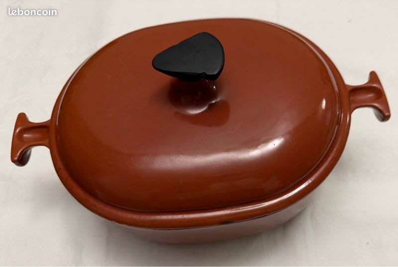 Cocotte en Fonte CREUZET N°21 Ovale (image 1)