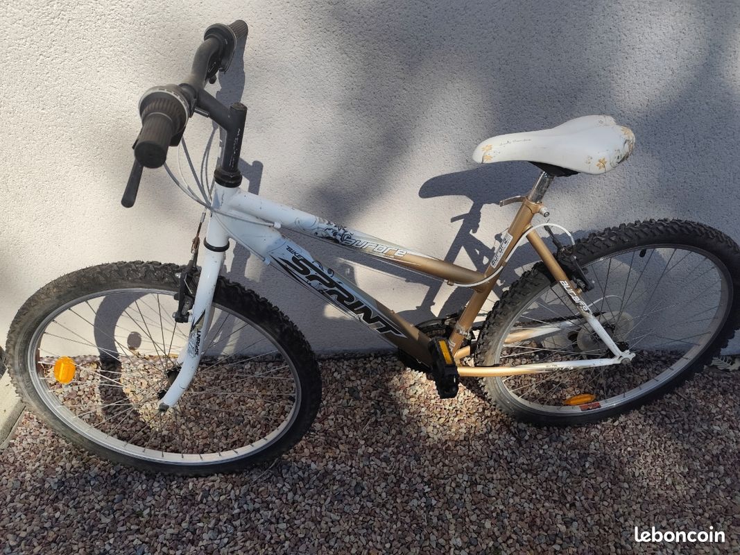 Vélo tout terrain Sprint Allure – 26 pouces – bon état Vélos