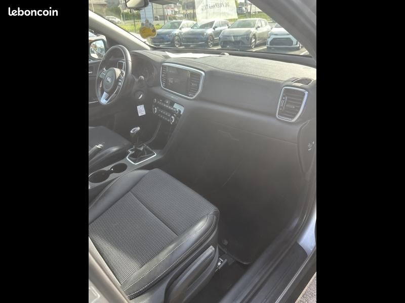 Kia Sportage 1.6 CRDi 136ch MHEV Black Edition 4x2 (image 9)