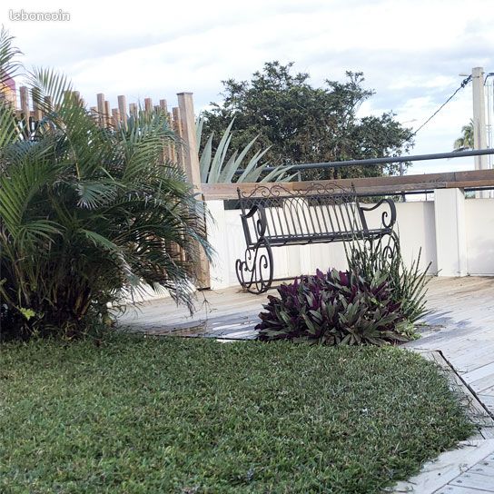 Location appartement Saint Pierre (image 1)