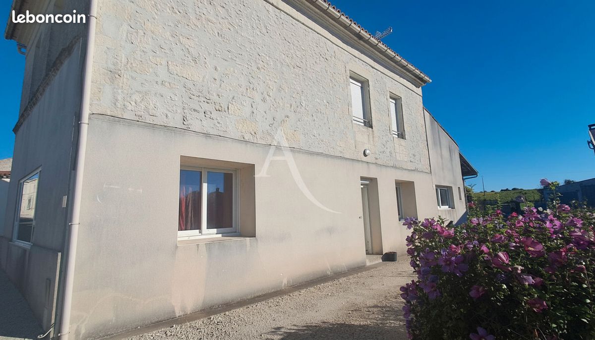 Maison 7 pièces 136 m² · à Lorignac · 136 m² · 147 000 €