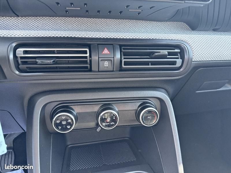 Citroen C3 1.2 Turbo 100ch PLUS (image 16)