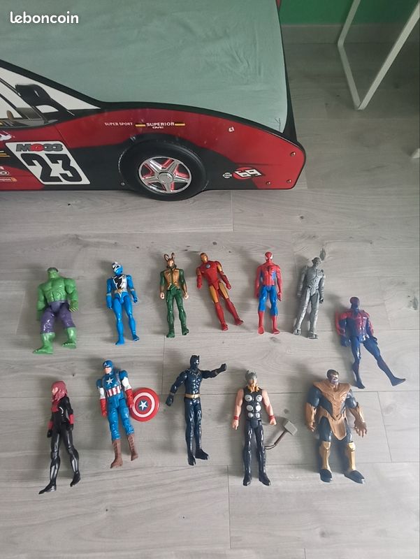 Figurines Marvel (image 2)