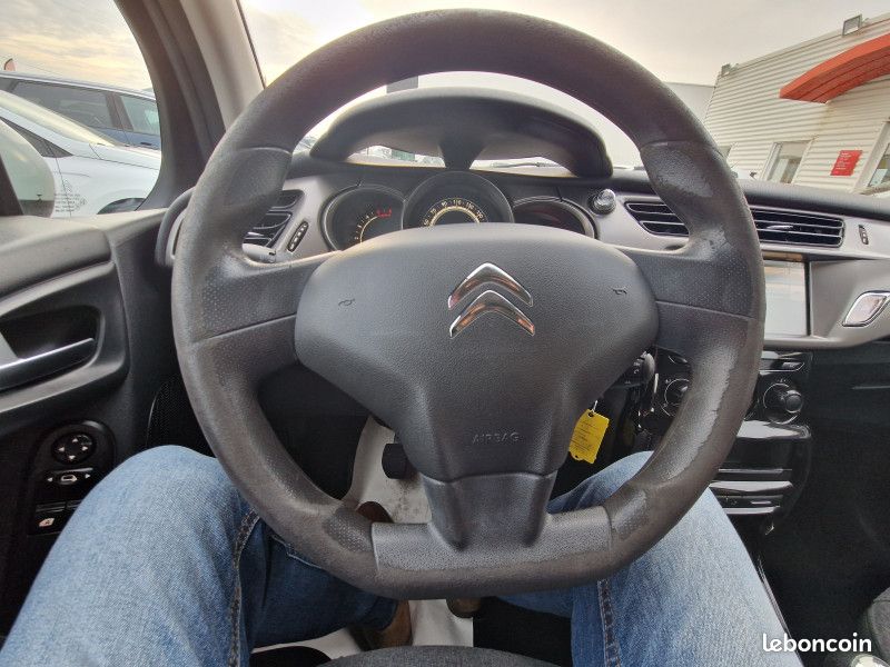 Citroen C3 BLUEHDI 75 CONFORT BUSINESS S&S 79G (image 14)