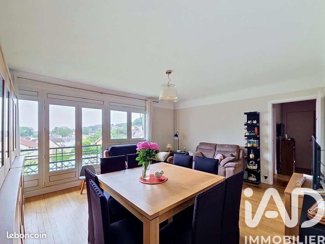 Appartement 3 pièces 75 m² · à Sèvres · 75 m² · 335 000 €