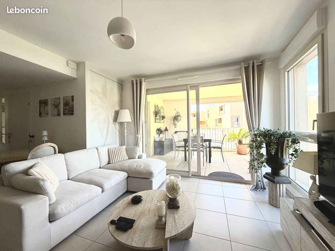 Appartement 3 pièces 60 m² · à Hyères · 60 m² · 330 000 €