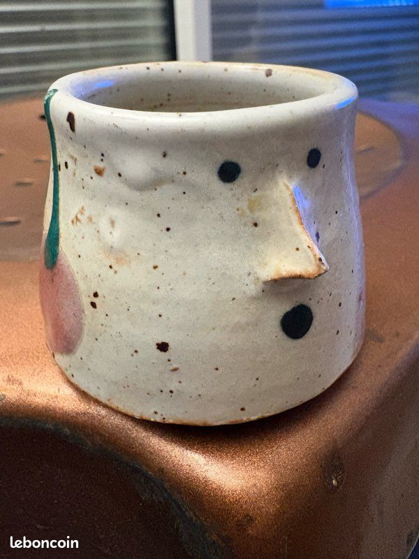 Petit Pot Visage en Grès Vintage - Céramique Artisanale Cerises - Années 70/80 (image 1)