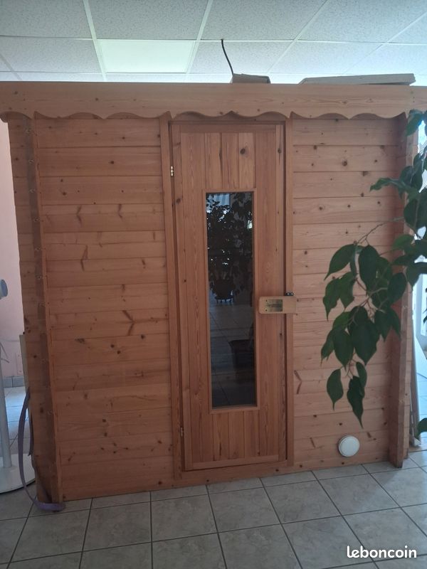 Sauna finlandais traditionnel (image 1)