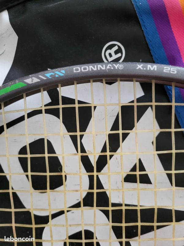 Raquette Donnay VST FUGA PRO – Taille 4 3/8 – Belgique – État Proche Neuf – Avec Housse