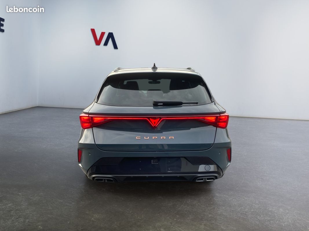 CUPRA Leon Sportstourer 1.5 eTSI Hybrid 150 ch DSG7 V (image 4)