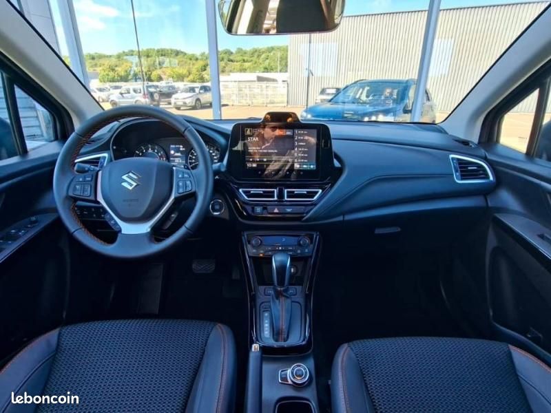 Suzuki S-Cross 1.4 Boosterjet Hybrid 110ch Xplore Auto Allgrip (image 9)