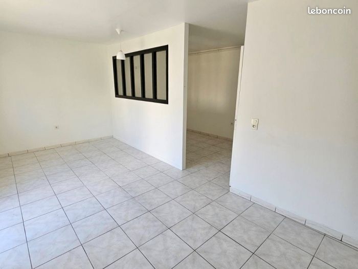 Appartement 2 pièces 33 m² · à Saint-Quentin · 33 m² · 388 €