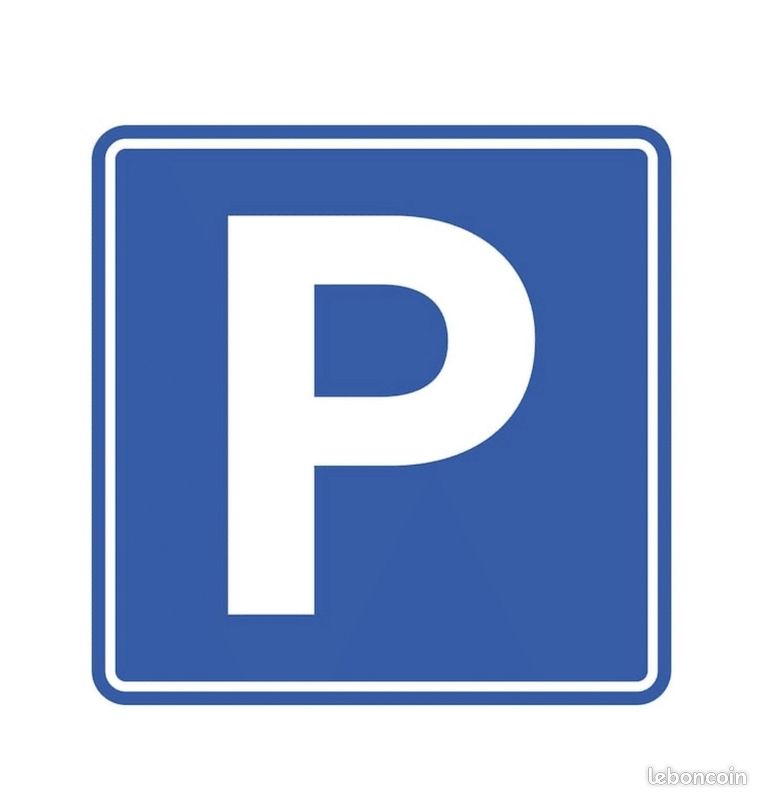 Parking 12 m² · à Paris 18e · 12 m² · 23 000 €
