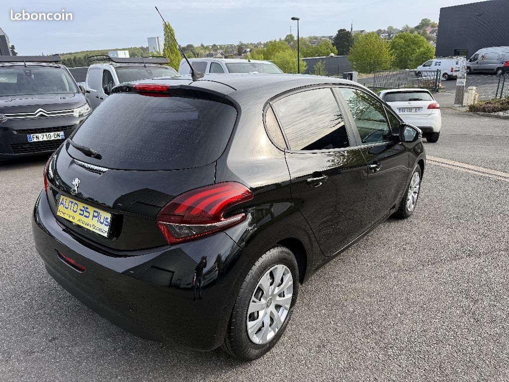 Peugeot 208 1.6 BlueHDi 75ch BVM5 Active (image 5)