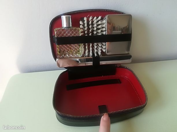 Ancienne trousse de toilette en cuir SOCO nécessaire de voyage vintage NEUF | eBay