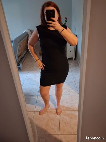 Petite Robe Noire Sans Manches - Taille 38 - Fabriquée En Espagne, Très Bon état Occasion