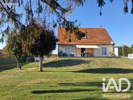 Maison 6 pièces 153 m² · à Saint-Senoch · 153 m² · 256 000 €