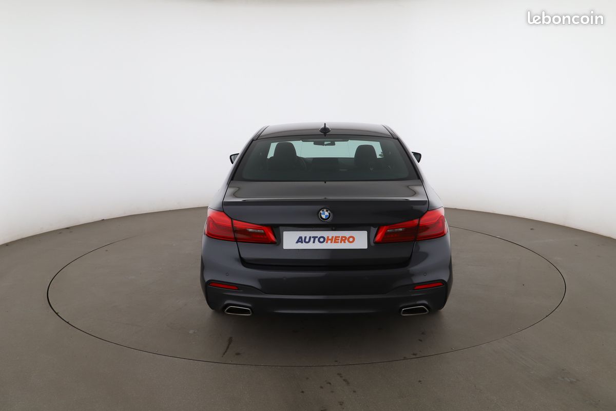 BMW Série 5 518dA M Sport 150 ch (image 12)