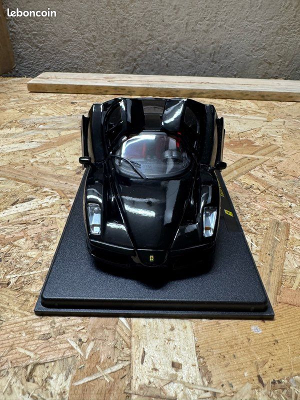 Ferrari Enzo 1/24 (image 1)