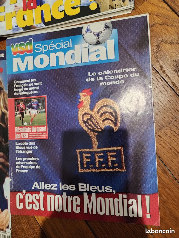 Lot 6 revues Coupe du Monde France 98 Victoire Equipe de France Football vintage (image 2)